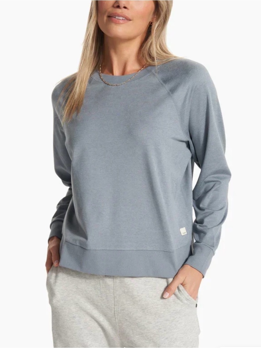 #85 Vuori Women’s Halo Crew Long Sleeve Size XL